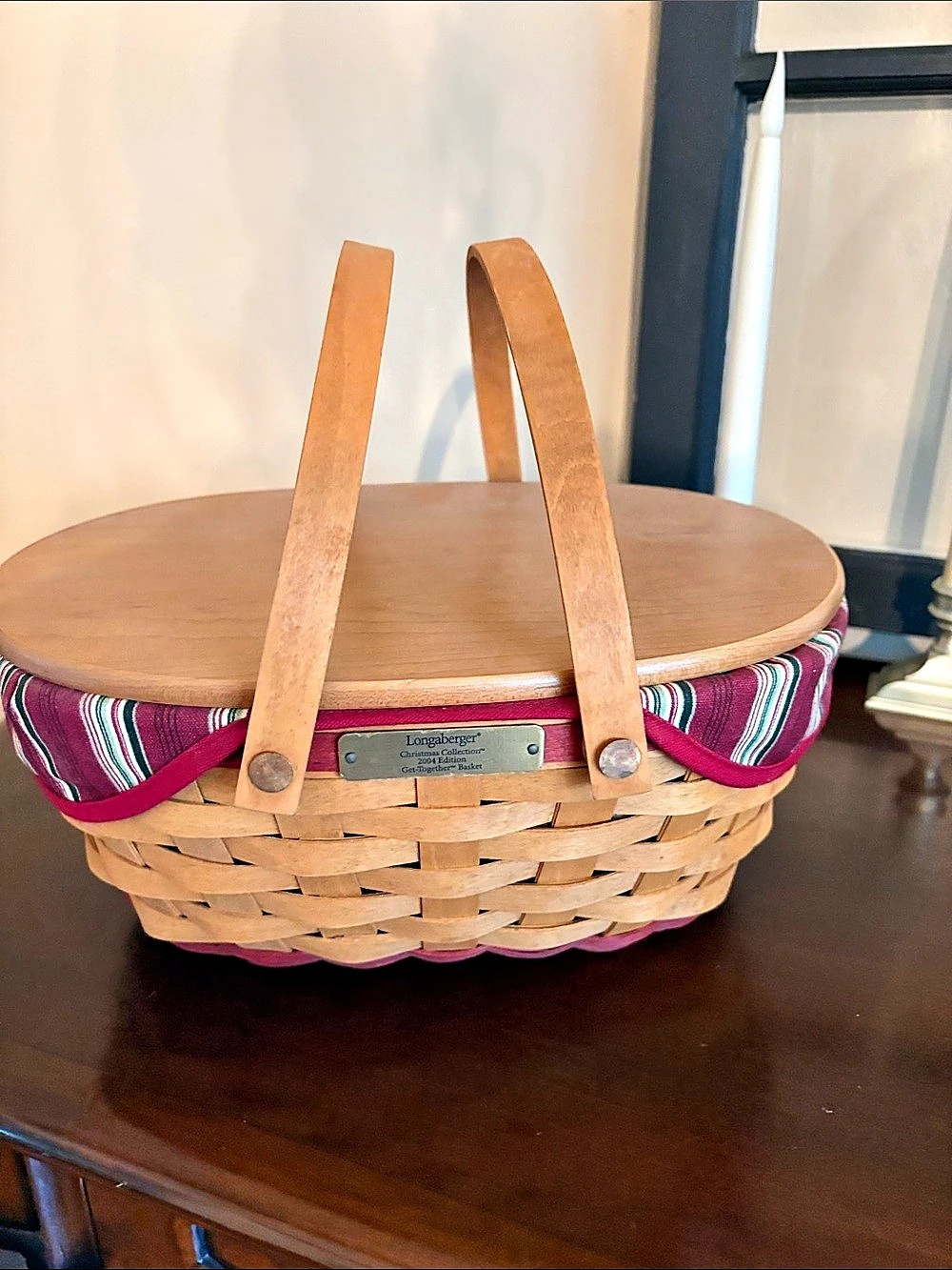 Longaberger 2004 Edition Get-Together Basket with Glass Insert
